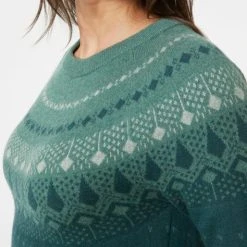 Helly Hansen 2023 Women's Hytte Merino Sweater -rei shop 63072 495 feature2 52986.1659037384