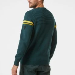 Helly Hansen 2023 Men's Carv Knitted Sweater -rei shop 65779 495 onbody2 57266.1659036131