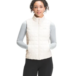 The North Face 2024 Women's Thermoball Eco Vest 2.0 -rei shop NF0A5GLF N3N hero1 73467.1661872602