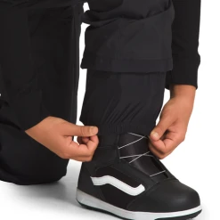 The North Face 2023 Teen Freedom Insulated Bib -rei shop NF0A7WP2 JK3 modelalt1 03068.1657727048