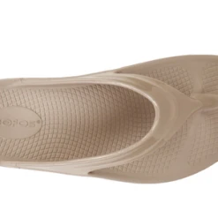 OOfos Oomega Sandal -rei shop OOmegaNomad6 PhotoRoom 53472.1670009320